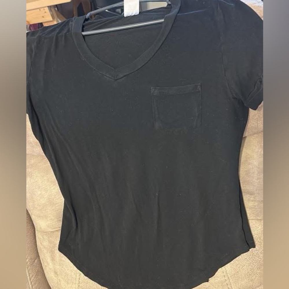 Basic Black V-Neck T-Shirt with Pocket